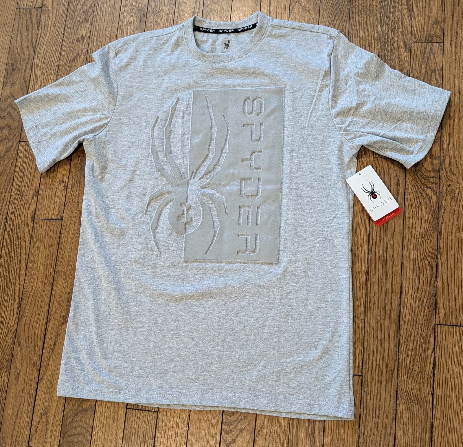 NWT Mens Size Medium SPYDER 3D Textured Spider Shirt Lt. Gray