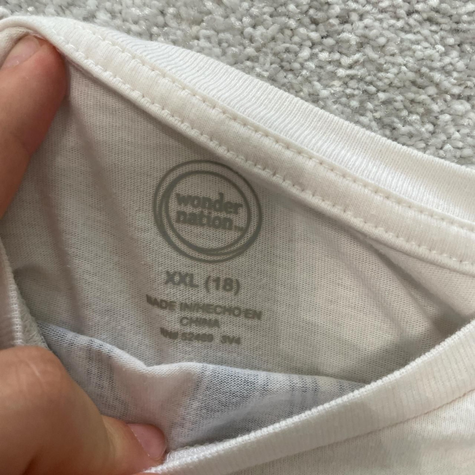 Wonder-nation Men&rsquo;s White and Cream T-shirt