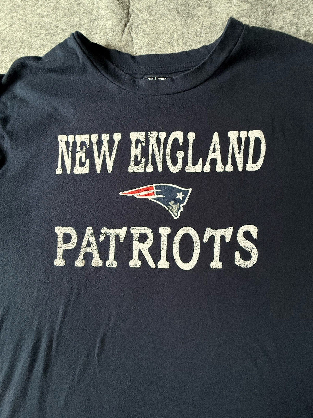 New England Patriots T-Shirt Blue Short Sleeve Size XL NFL Football
