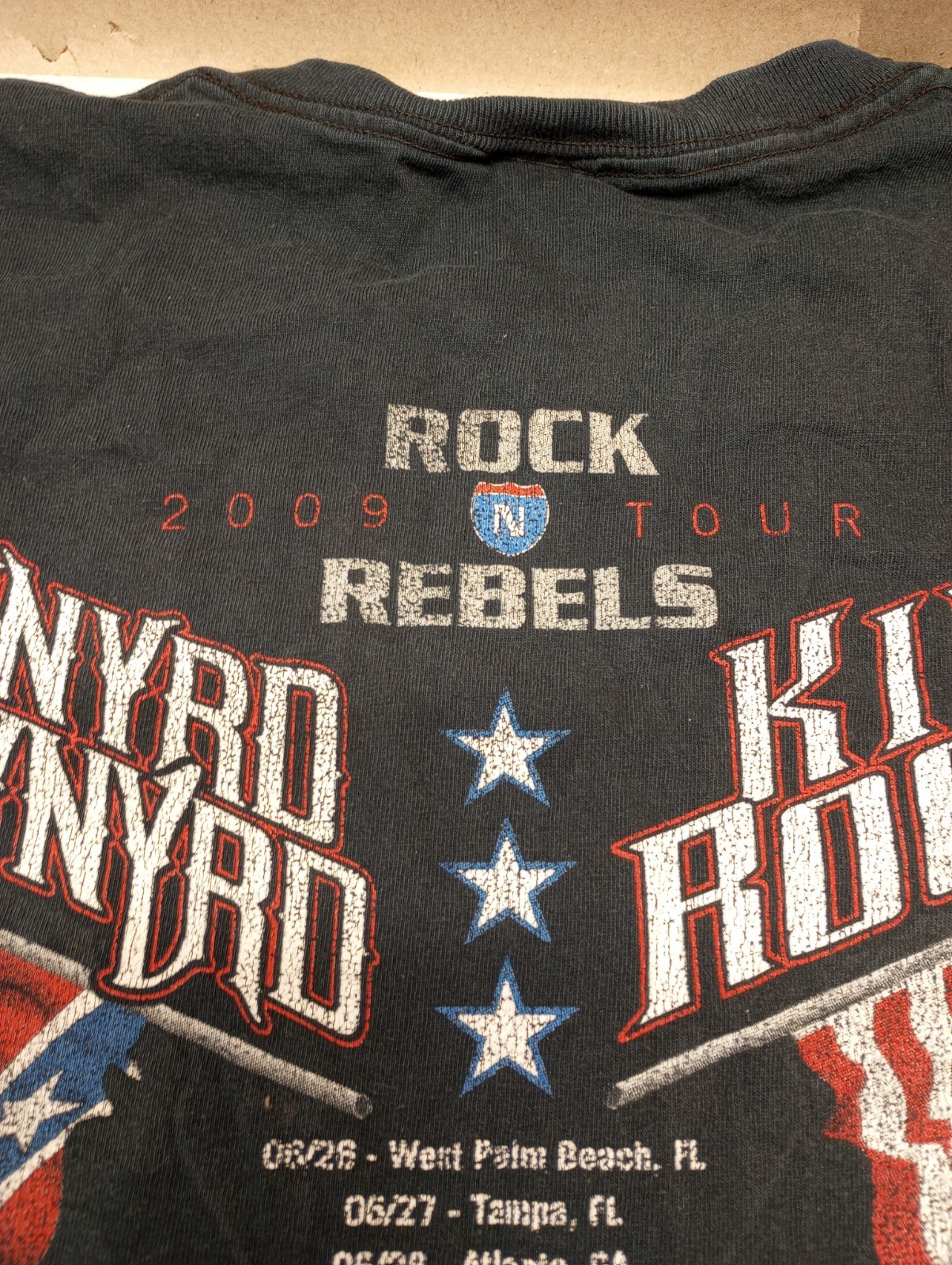 Lynyrd Skynyrd Kid Rock 2009 Rock Rebels Tour Concert T-shirt Large