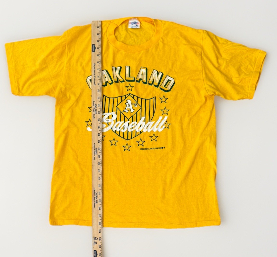 Vintage 80s Velva Sheen Mens Oakland A&rsquo;s Athletics T-Shirt Size XL Extra Large