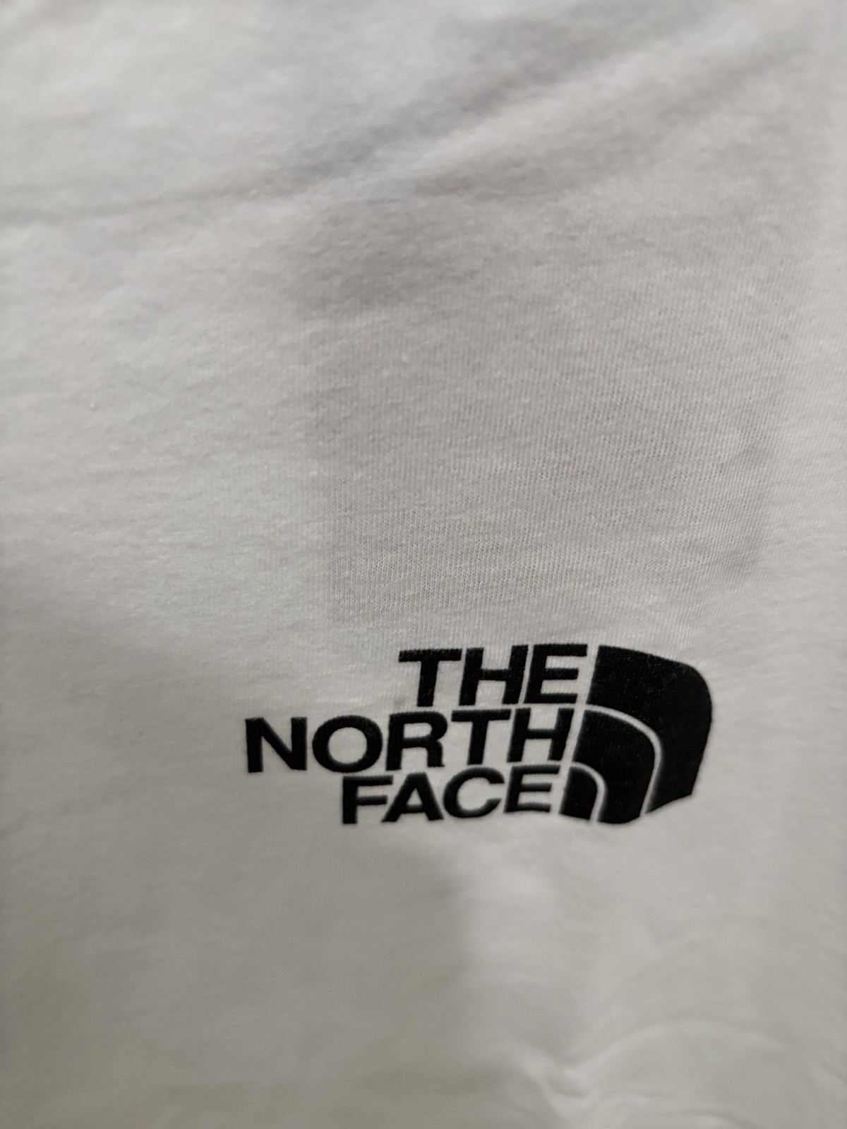 The North Face Long Sleeve Hit Graphic T-Shirt Mens Large TNF White/Black NWT