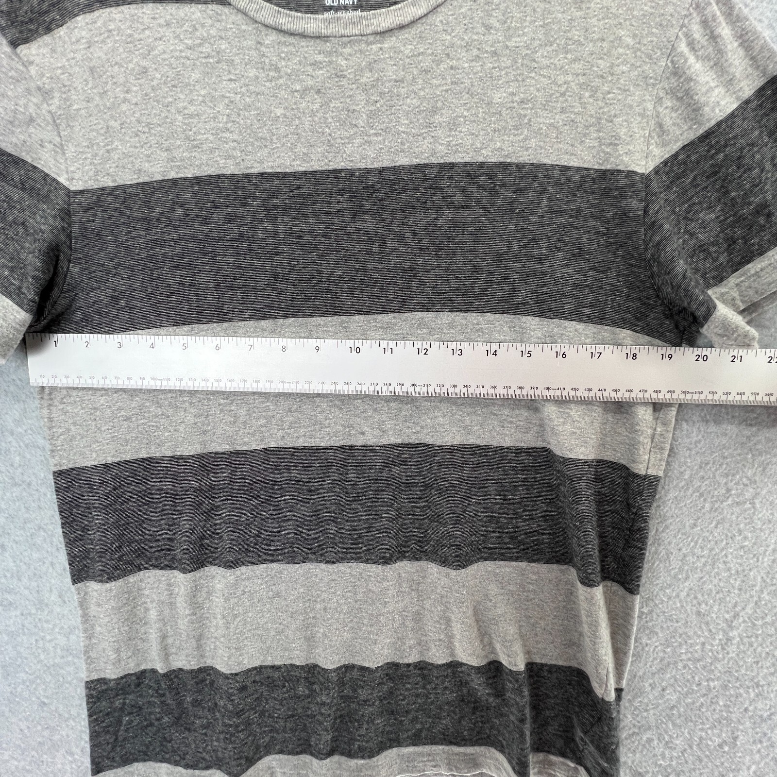 Lot of 6 Forever 21 Men & Old Navy Short Sleeve Shirts Size Medium Blue Red Gray