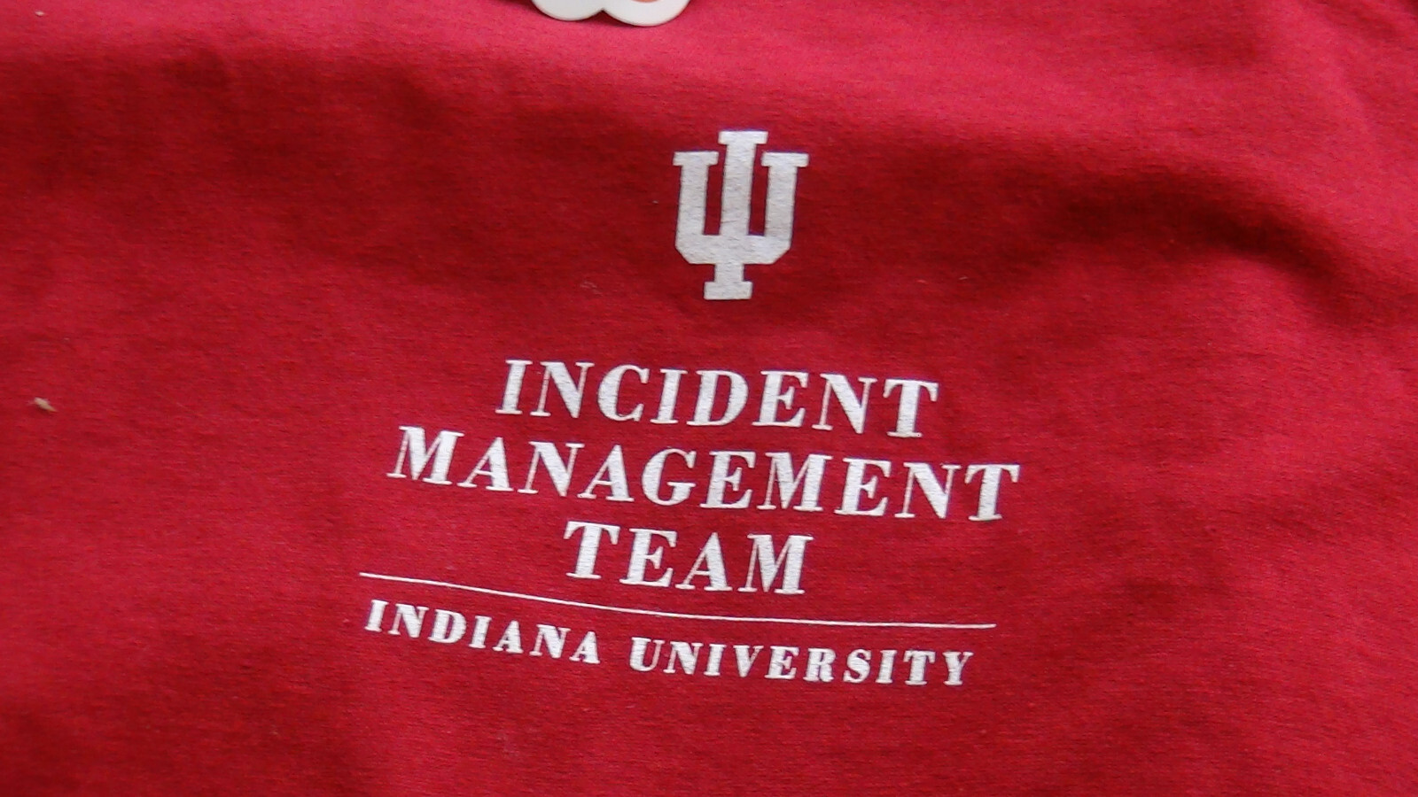 Indiana Hoosiers IU T-Shirt Adult « Incident Management Team » Red 2XL