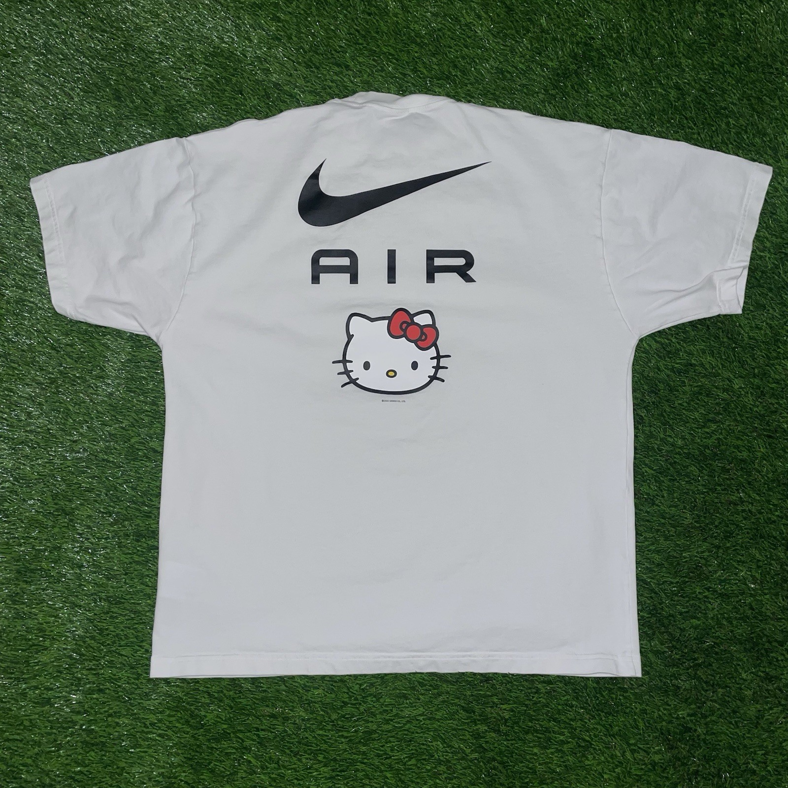 Nike Air Hello Kitty White Tshirt Size Large DR6074-100 Sanrio Co White Swoosh