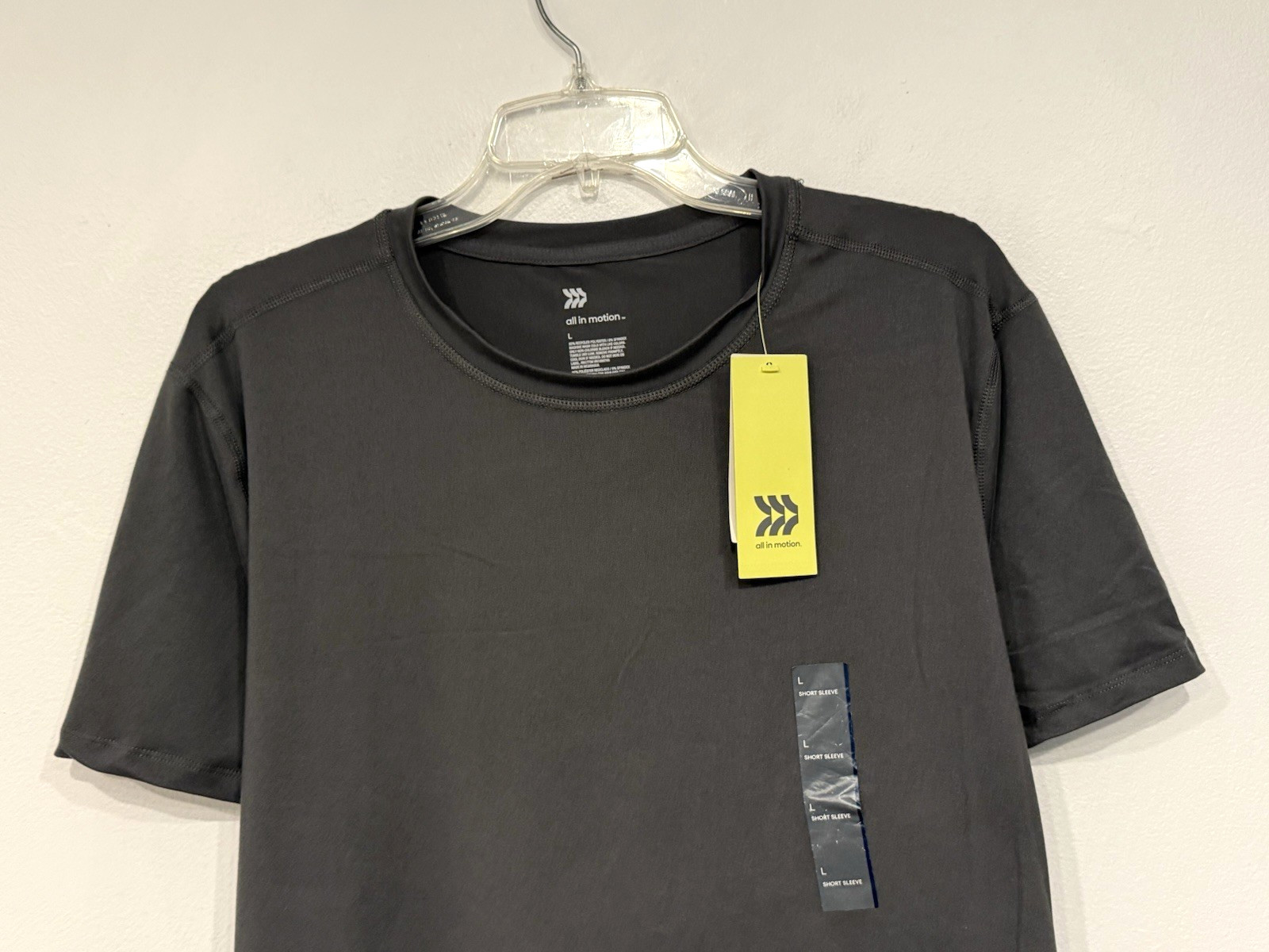 NEW All In Motion Men&rsquo;s Performance Tee Size Large Gray Moisture Wicking Stretch