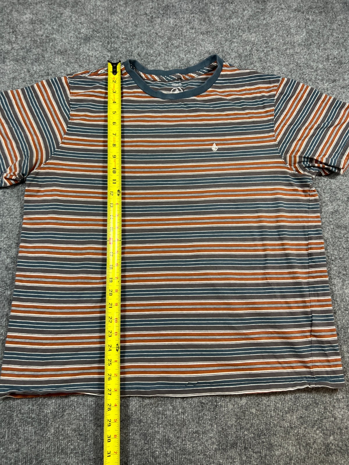Volcom T Shirt Mens 2XL Multicolor Striped Cotton Modern Fit Logo Embroidered