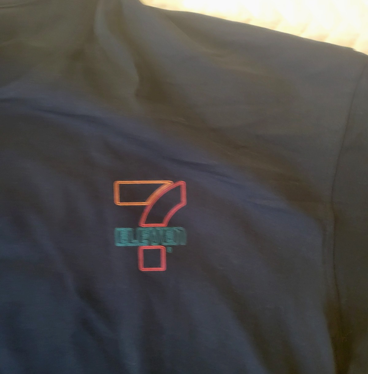 7 Eleven Raleigh NC Black Large T-Shirt NEW