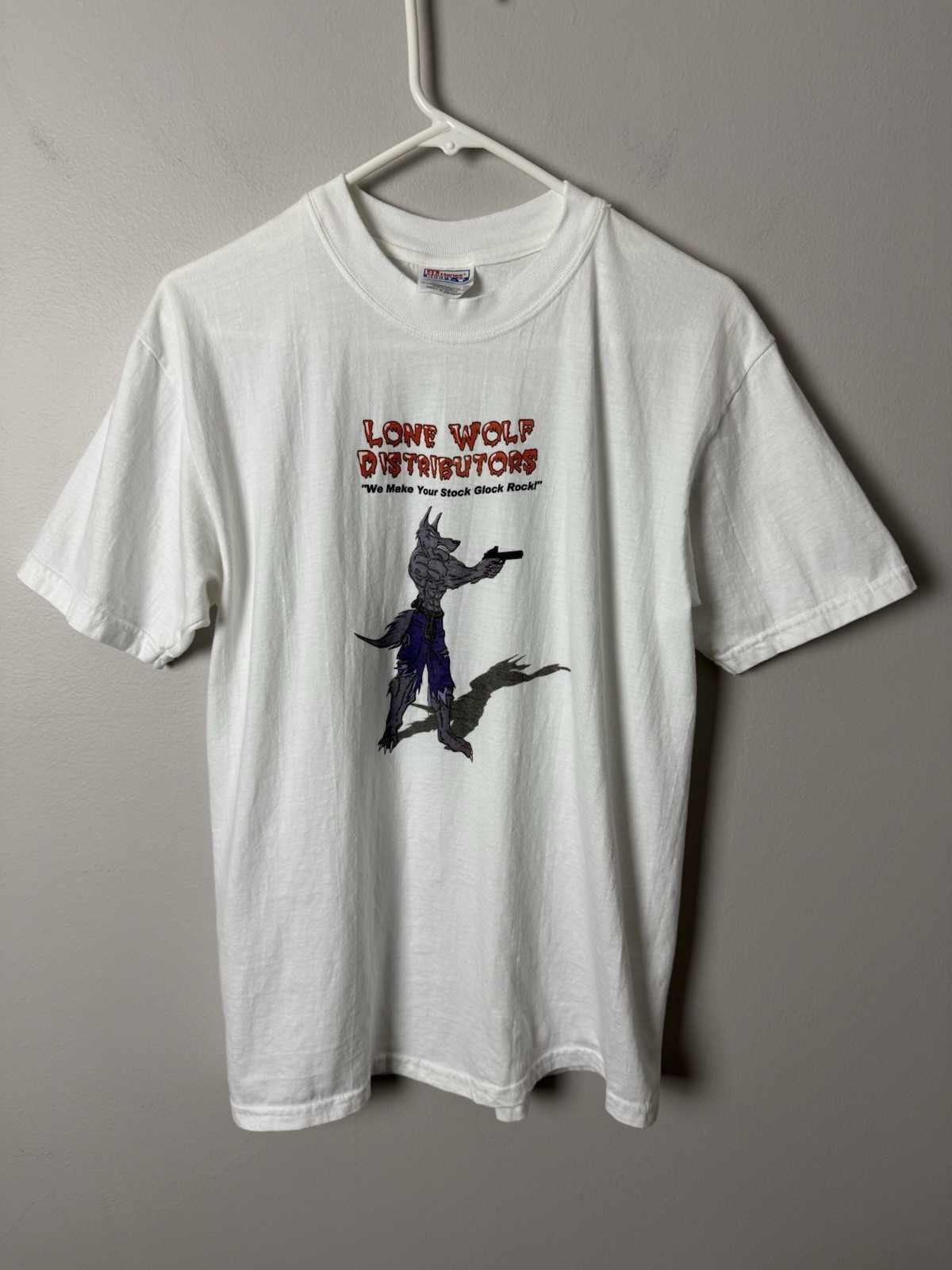 Vintage Lone Wolf Distributors Glock Gun Men&rsquo;s S White Shirt 90s Y2K