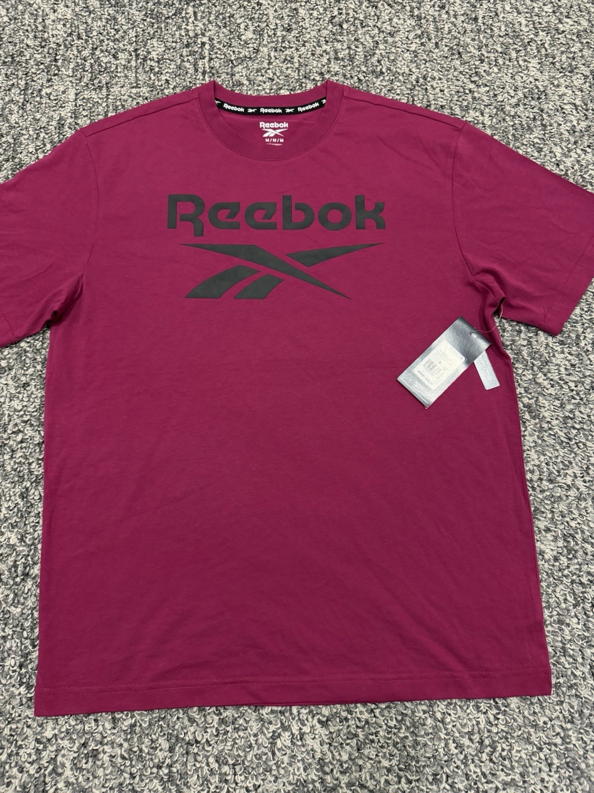 Reebok Mens Identity 100% Cotton Tee Shirt – Very Berry – Medium -Brand NWT!