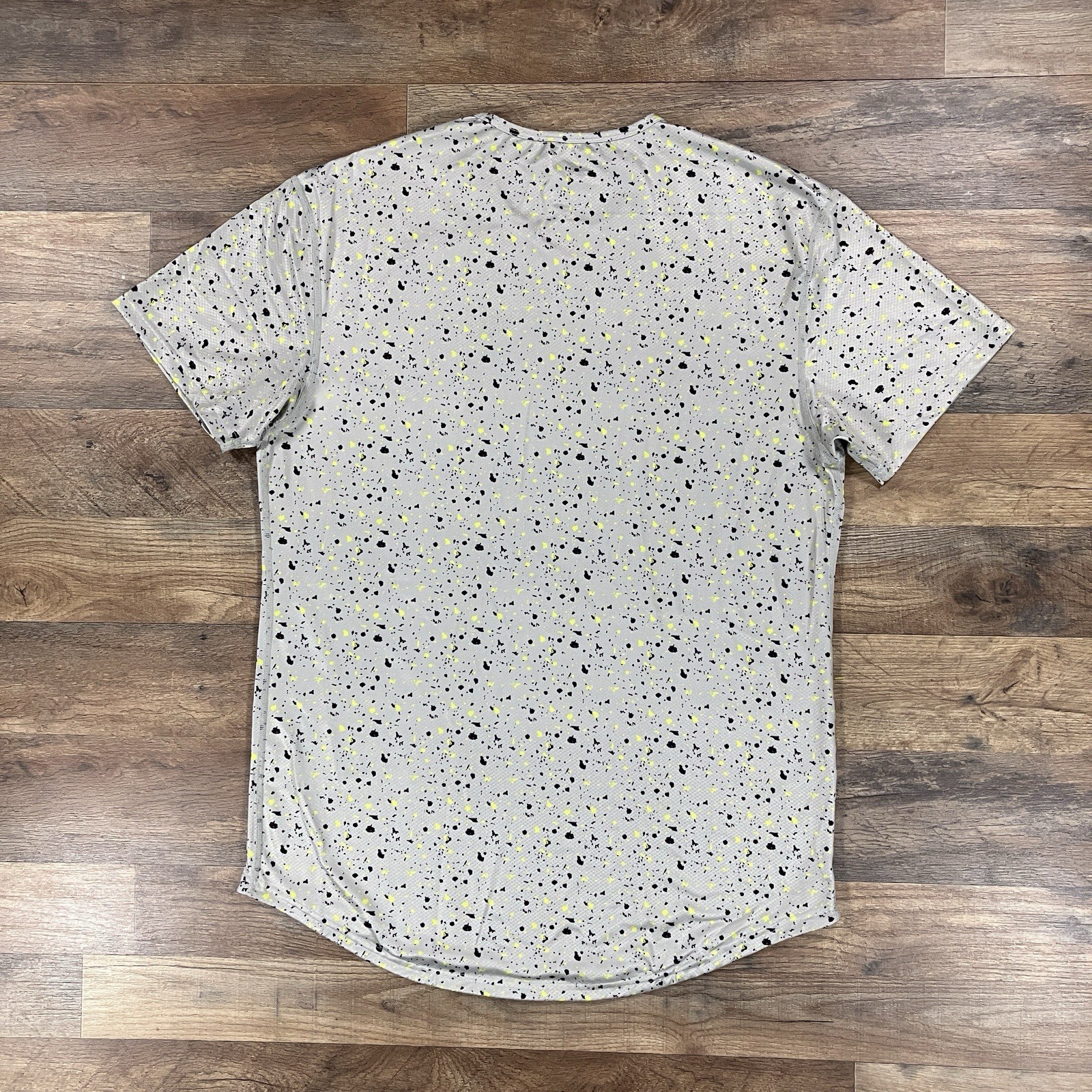 BYLT Shirt Mens Large Short Sleeve Drop Cut Performance Crew Neck T