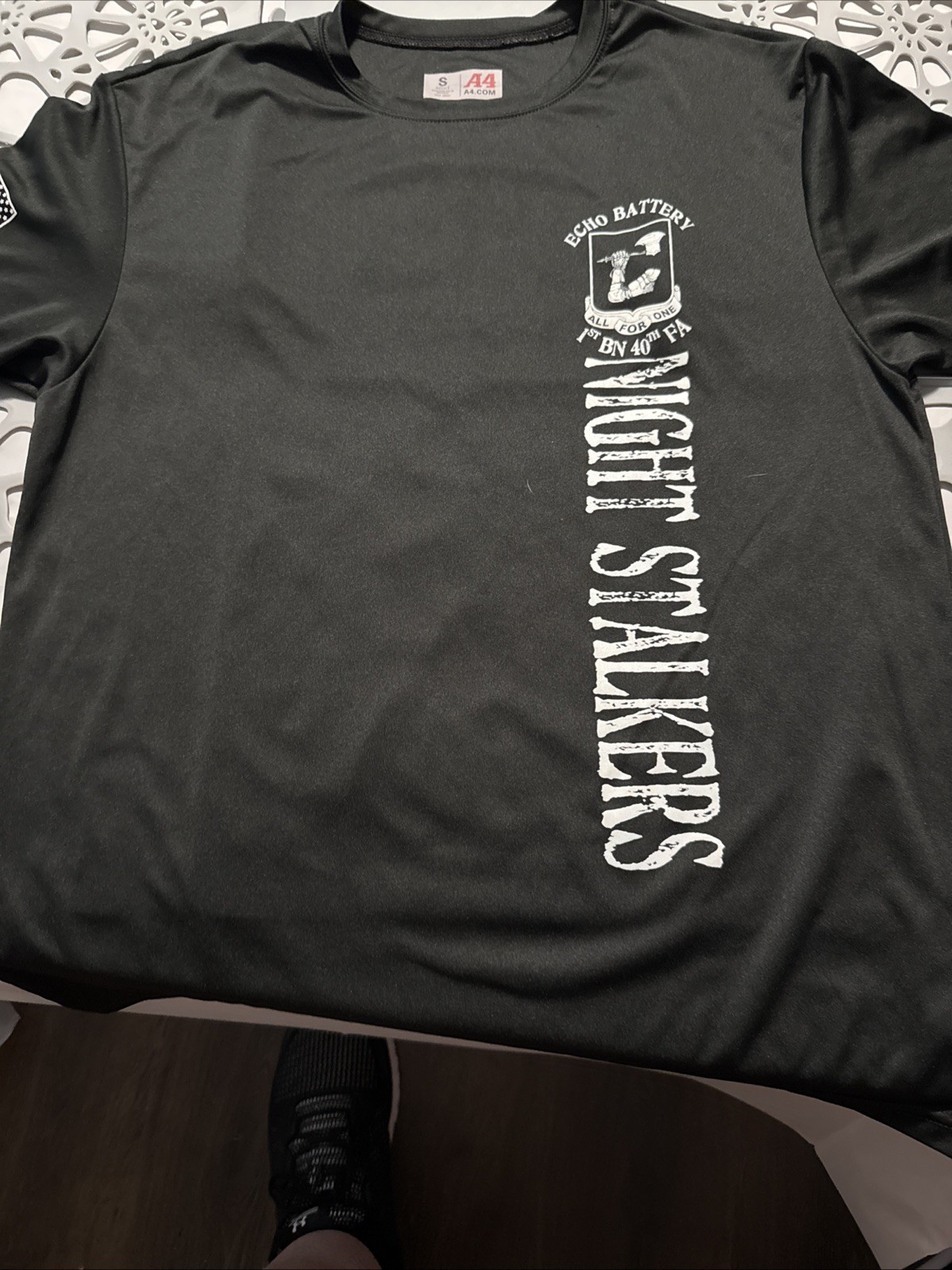 A4 Men’s Small Black Wicking T-Shirt Echo Battery 1st BN 40th FA Night Stalkers
