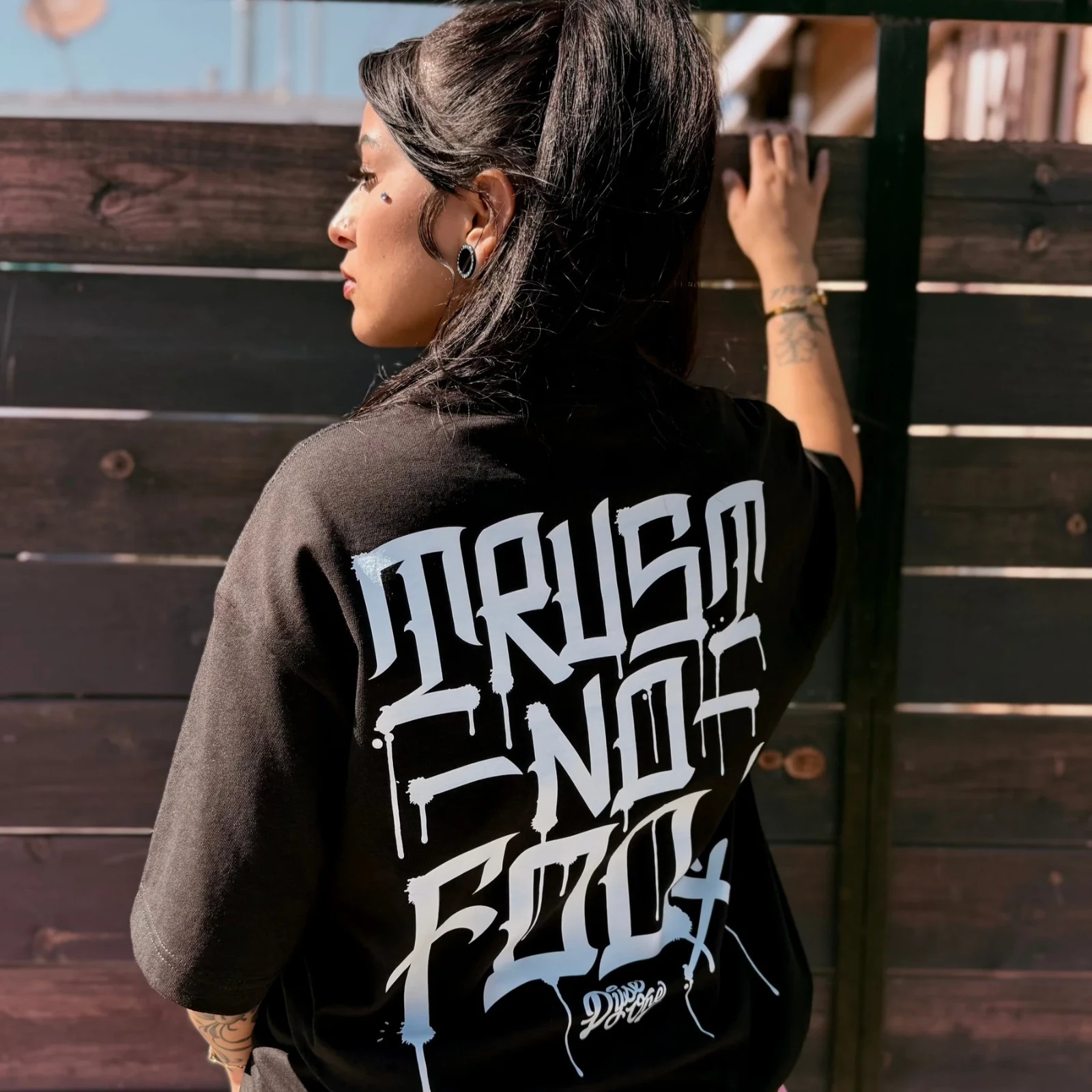 Trust No Foo! Men&rsquo;s T Shirt Dyse One Chicano Lowrider Style