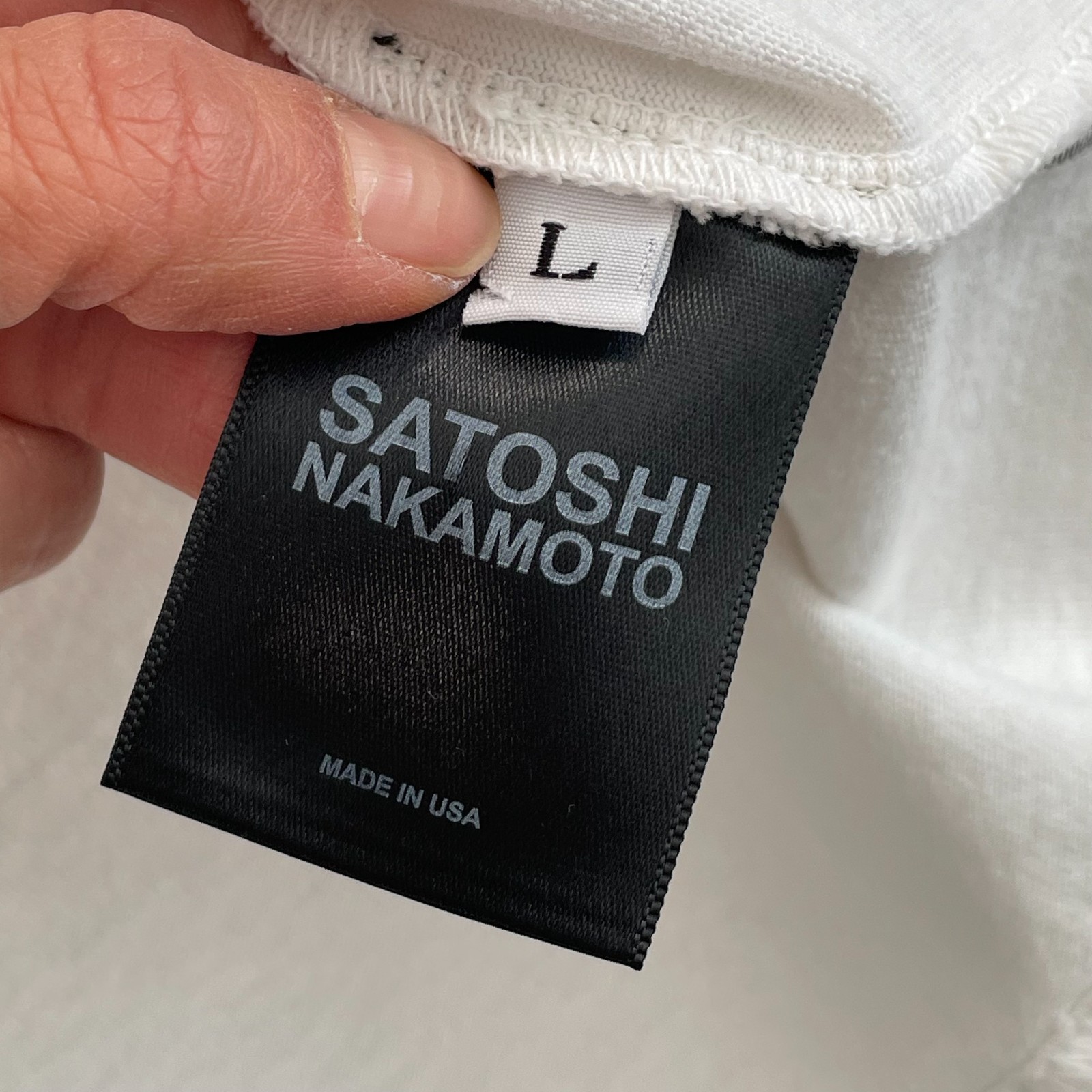 SATOSHI NAKAMOTO Logo T Shirt Men Large White Crew Neck Made in USA Short Sleeve