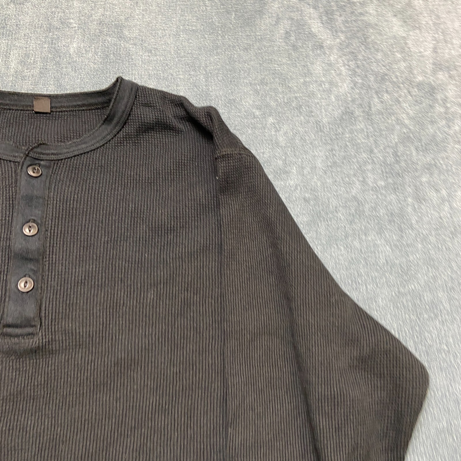 Uniqlo Shirt Mens XL Black Cotton Waffle-Knit Long Sleeve Henley Neck Casual
