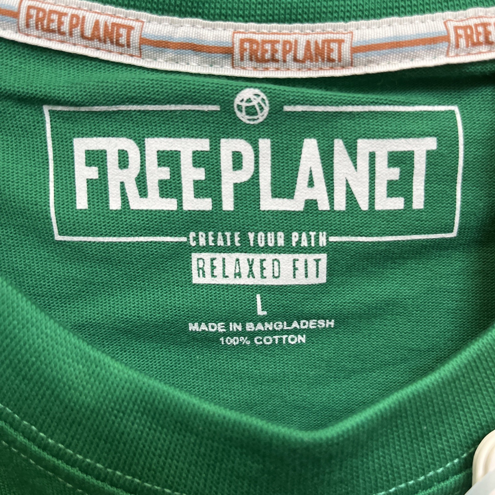 NEW Free Planet Men&rsquo;s Green T-Shirt Relaxed Fit Short Sleeve Crew Neck NWT Large