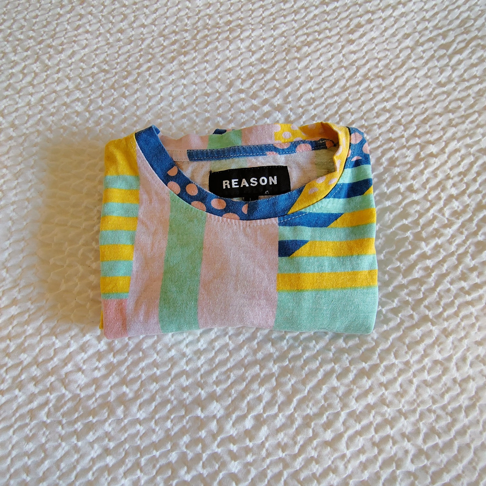 Reason Multi-Color Geometric Pattern T-Shirt Size Large