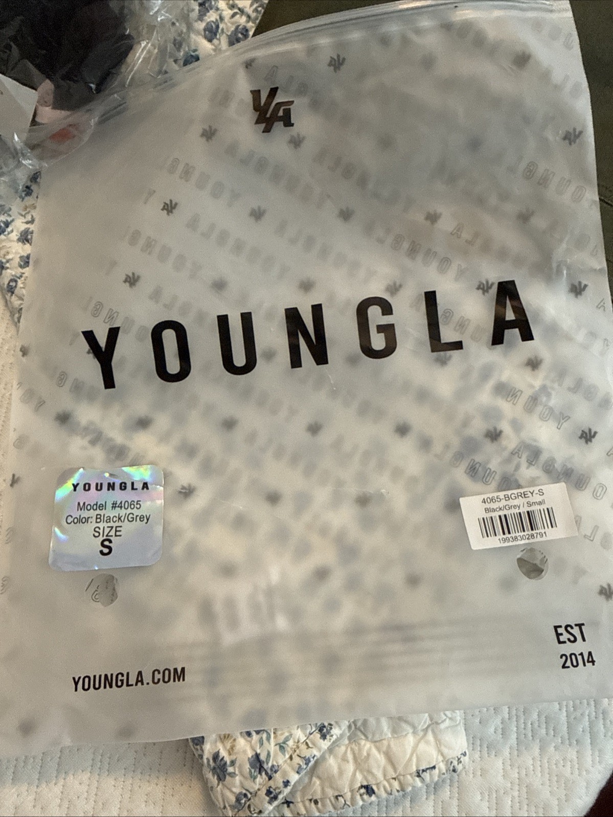 YoungLA Warrior Compression Tee Men&rsquo;s S Black/Gray Short Sleeve Crew