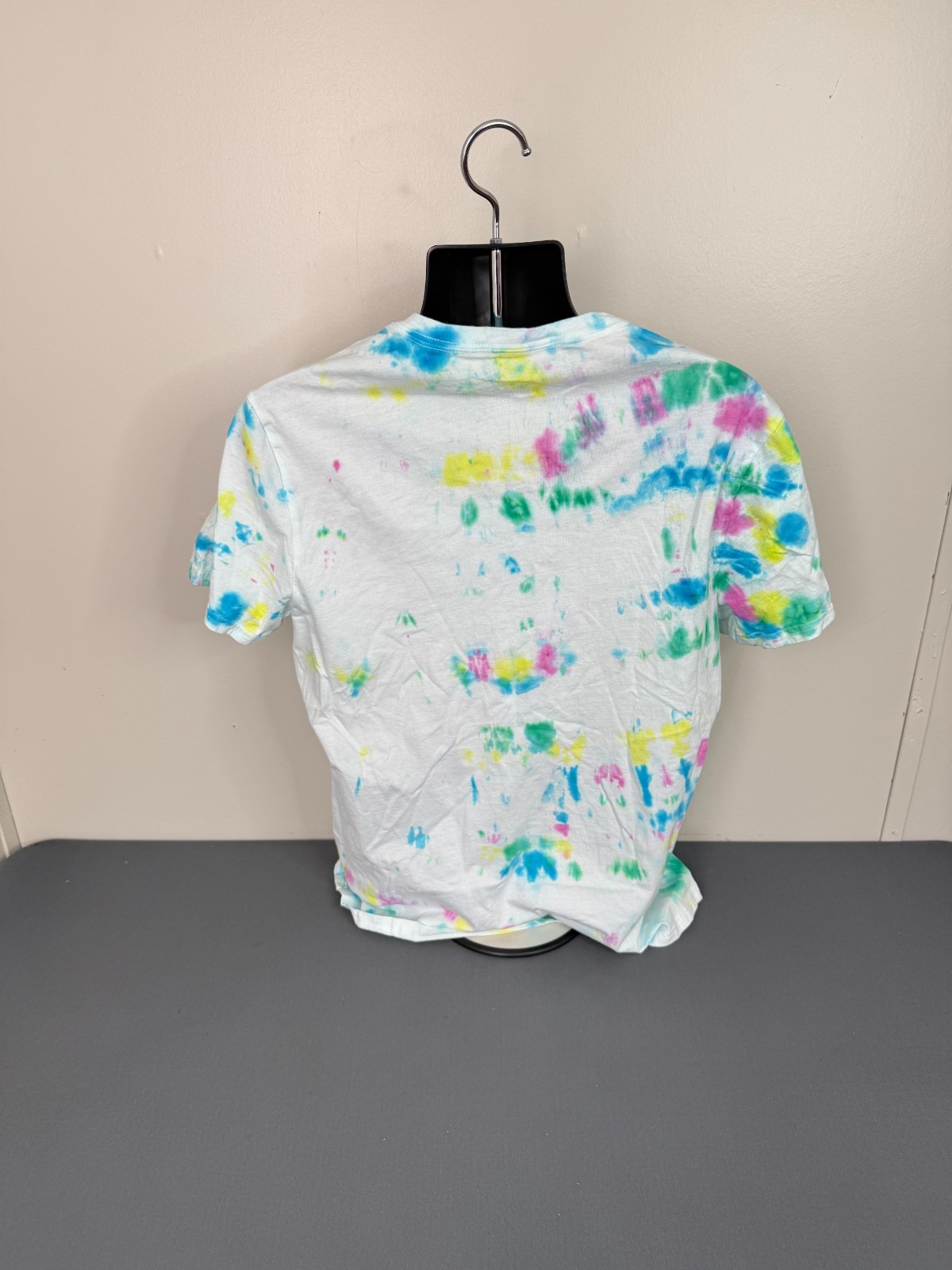 Pair Of Thieves Tie Dye T-shirt Men&rsquo;s Size Large Crewneck