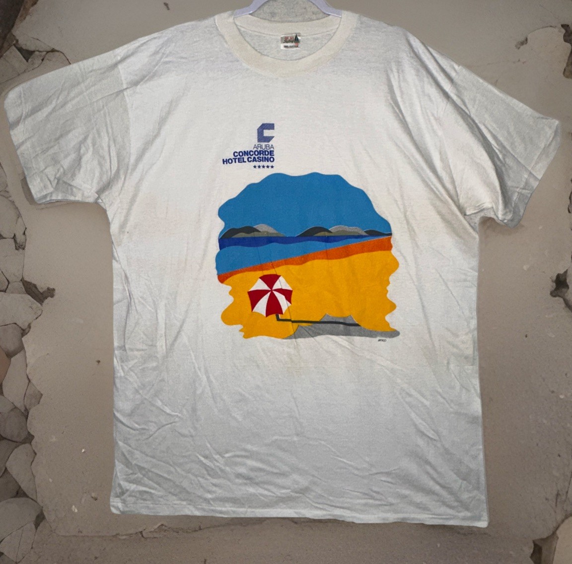 Vintage 80s Aruba Concorde Hotel Casino T-Shirt Sailing Tag Resort Beach Tee XL