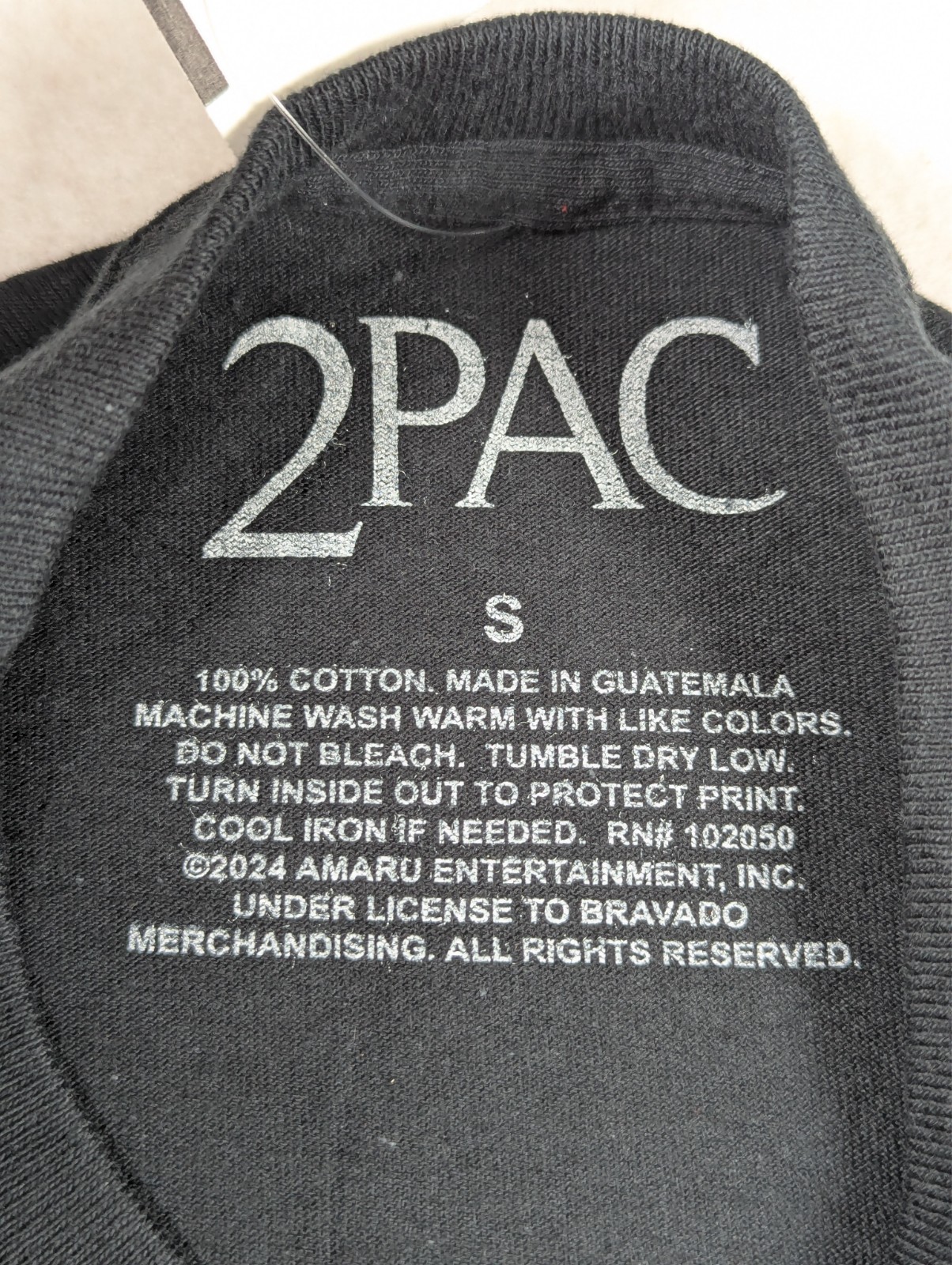 Tupac – 2 Pac – All Eyez On Me – T-Shirt – Size S