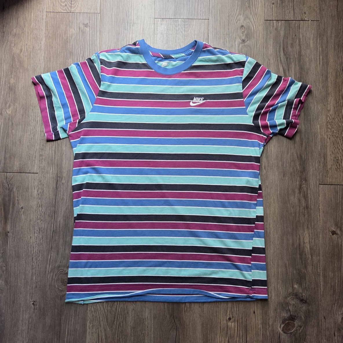 Nike The Nike Tee Men&rsquo;s Multicolor Striped Logo Crew Neck Tee Size L