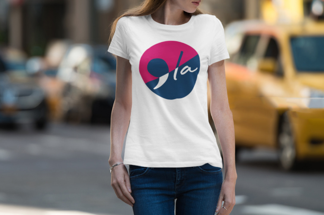 KAMALA T-SHIRT PRO HARRIS 2024 EXCLUSIVE MINIMALIST DESIGN Gildan Unisex WHITE