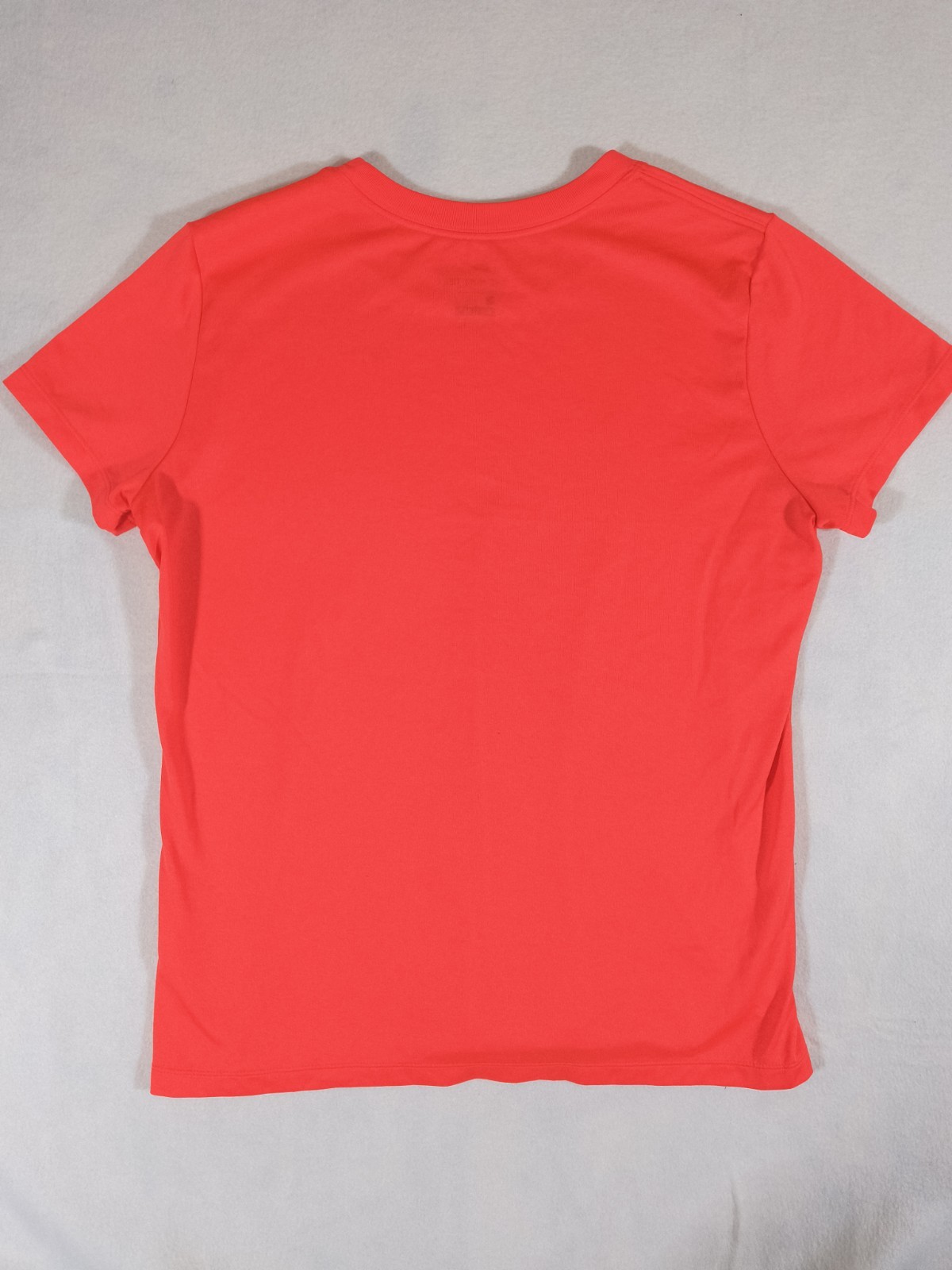 Nike The Nike Tee Men&rsquo;s Dri-FIT Red Crew Neck Short Sleeve T-Shirt L Logo