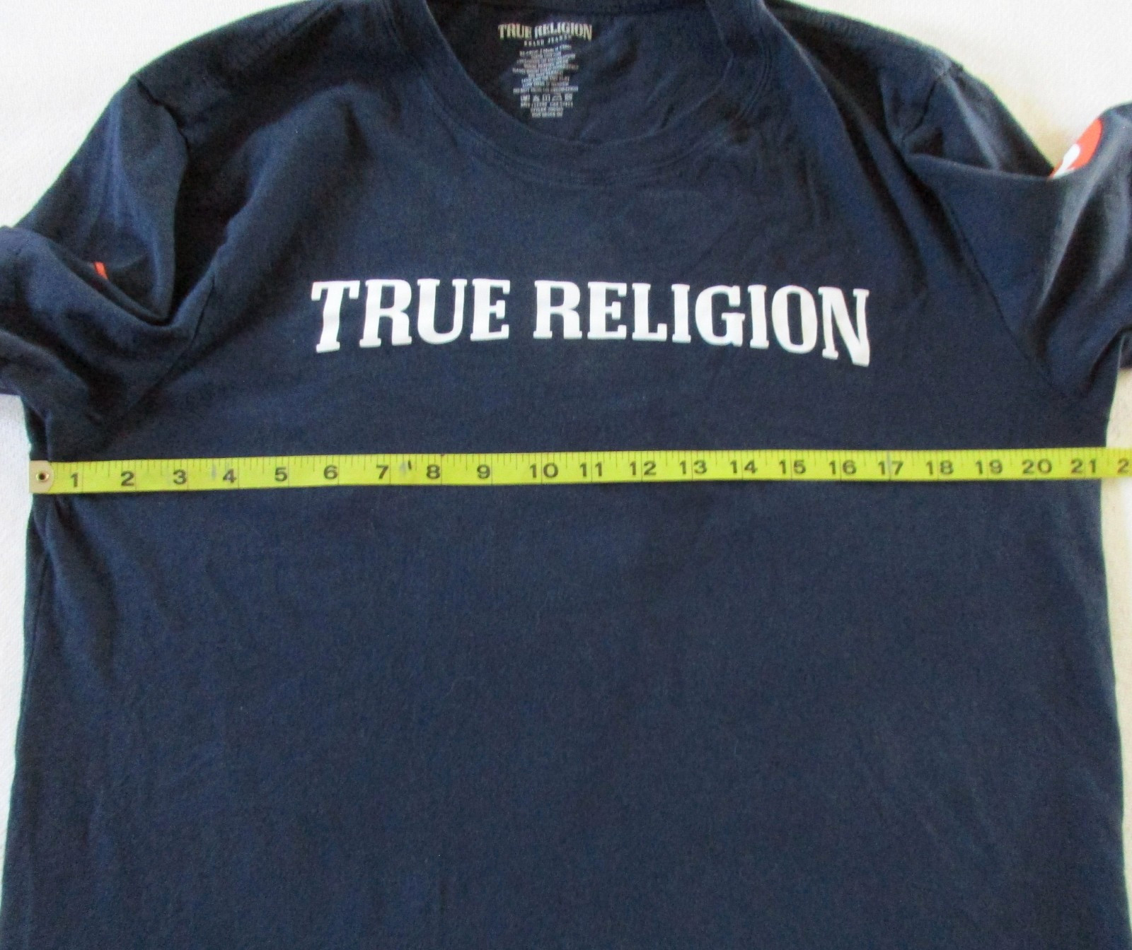 True Religion T Shirt Men&rsquo;s XL Extra Large Stitched Patches Preppy Smart Casual