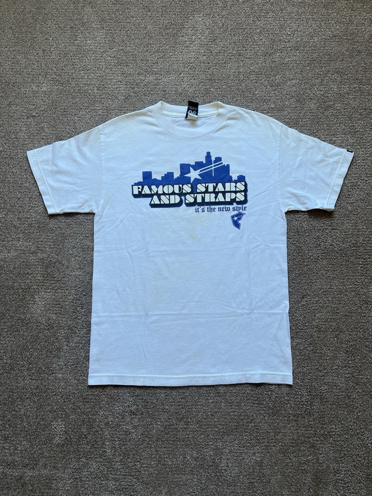 VTG 00’s / Y2K Famous Stars & Straps White Tee