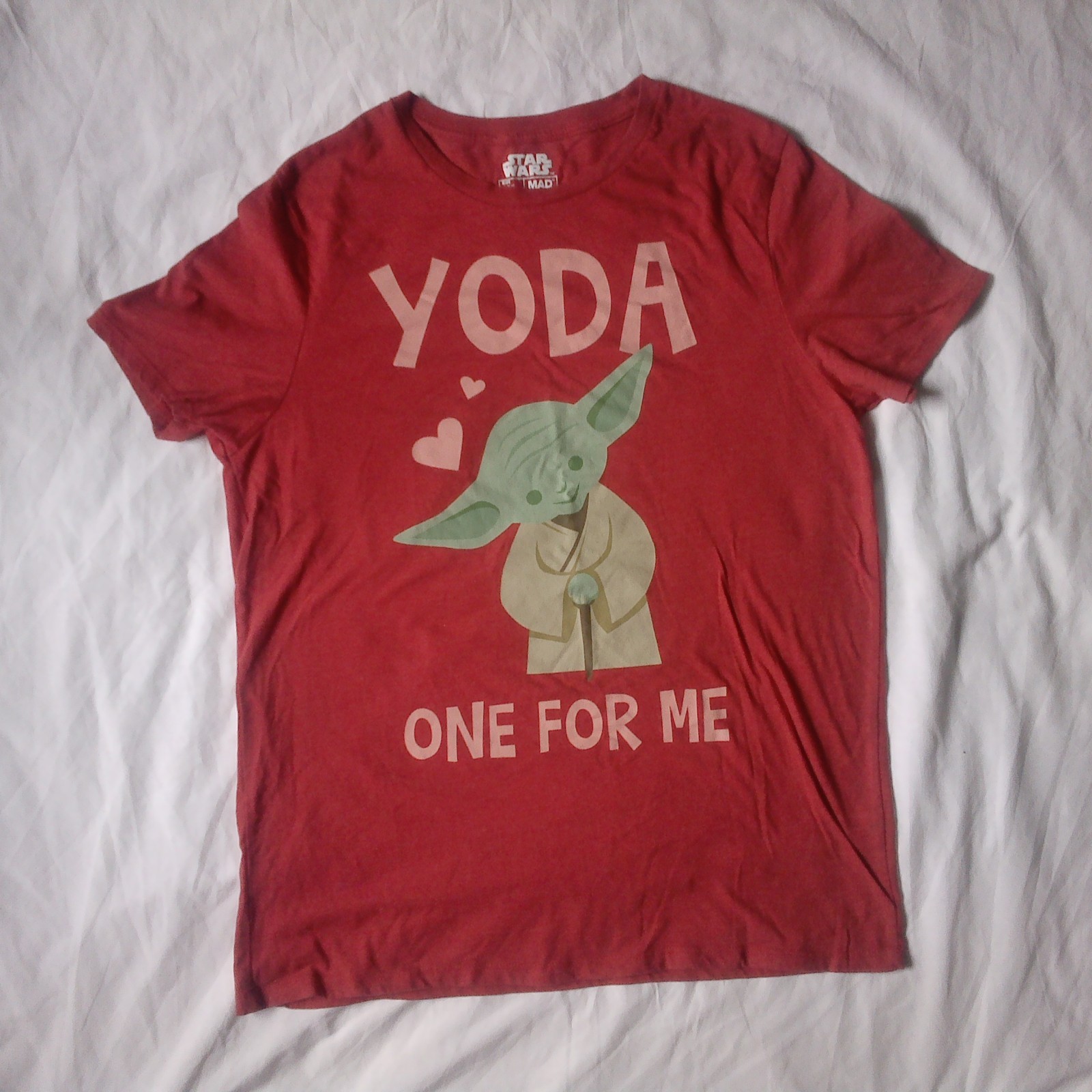 Star Wars Mad Engine T-shirt Adult LG Red Yoda Short Sleeve 60/40 Cotton/Poly
