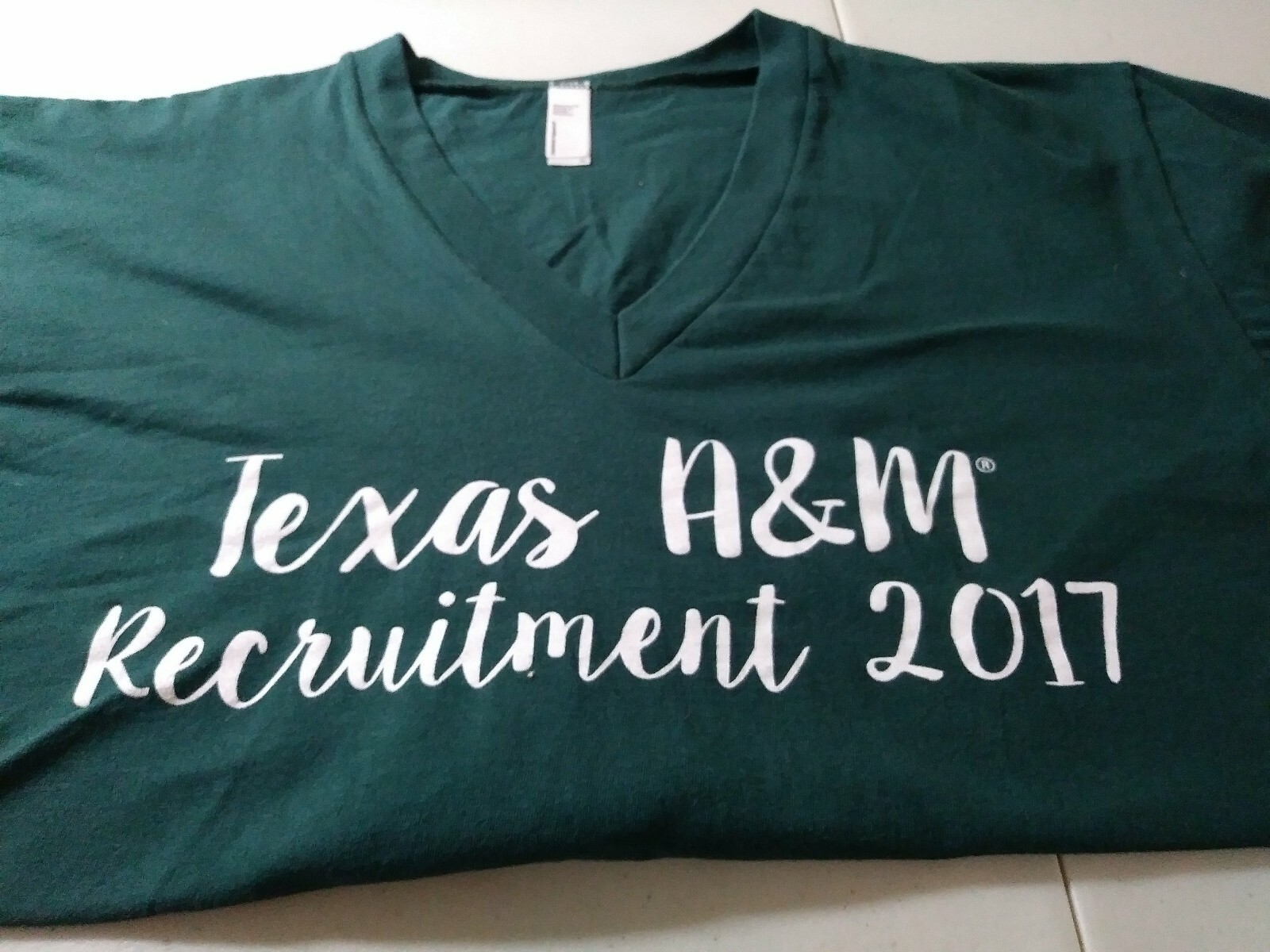 Texas A&M Recruitment 2017 by American Apparel Unisex V-neck T-Shirt Sz M Green
