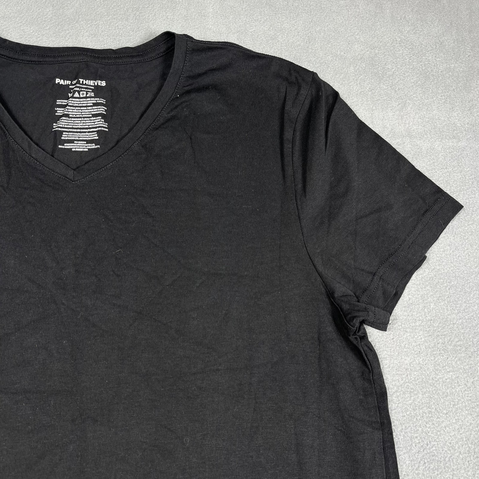 Pair of Thieves Shirt Mens Large Black V Neck Short Sleeve Stretch Casual Tee