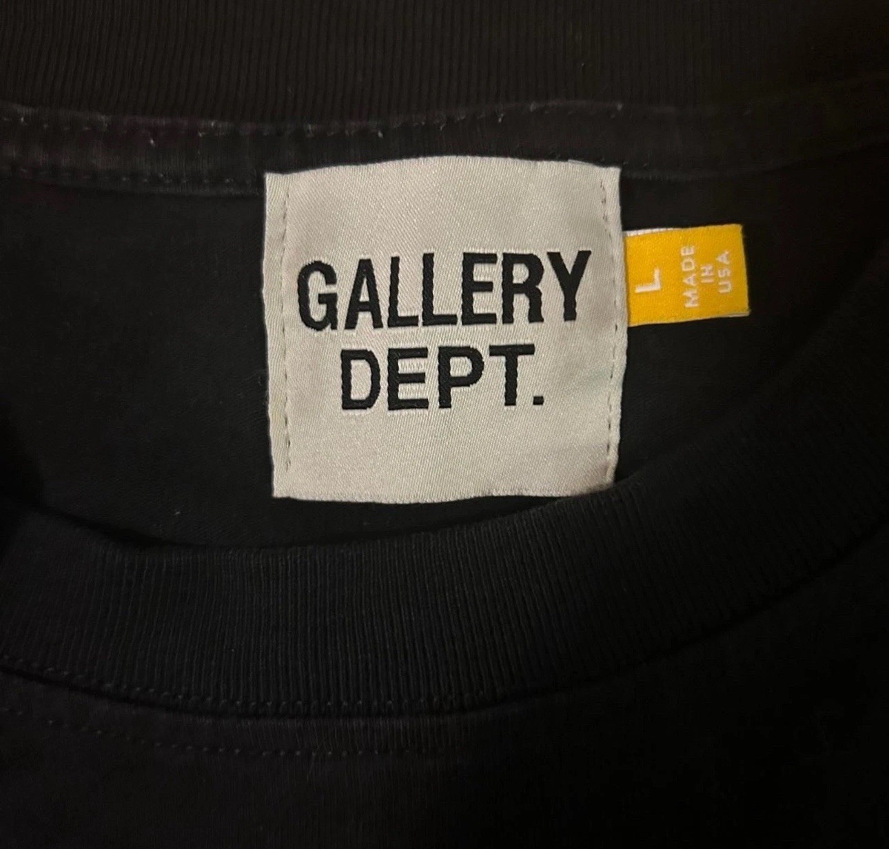 Gallery Dept. Men’s Black/Red Graphic Print T-Shirt L Cotton Jersey Crew Neck