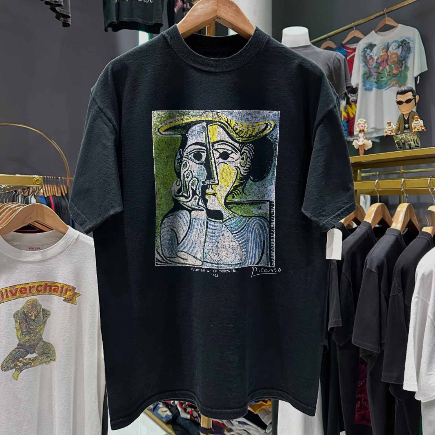 90s Picasso &lsquo;Woman With A Yellow Hat » Washed T-Shirt Black XL
