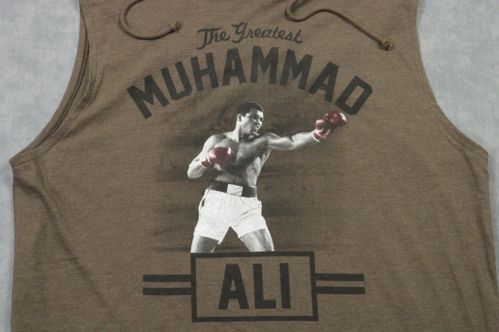 Ali Shirt Mens 2XL Brown Muhammad Ali The Greatest Hooded Sleeveless Tee Boxing