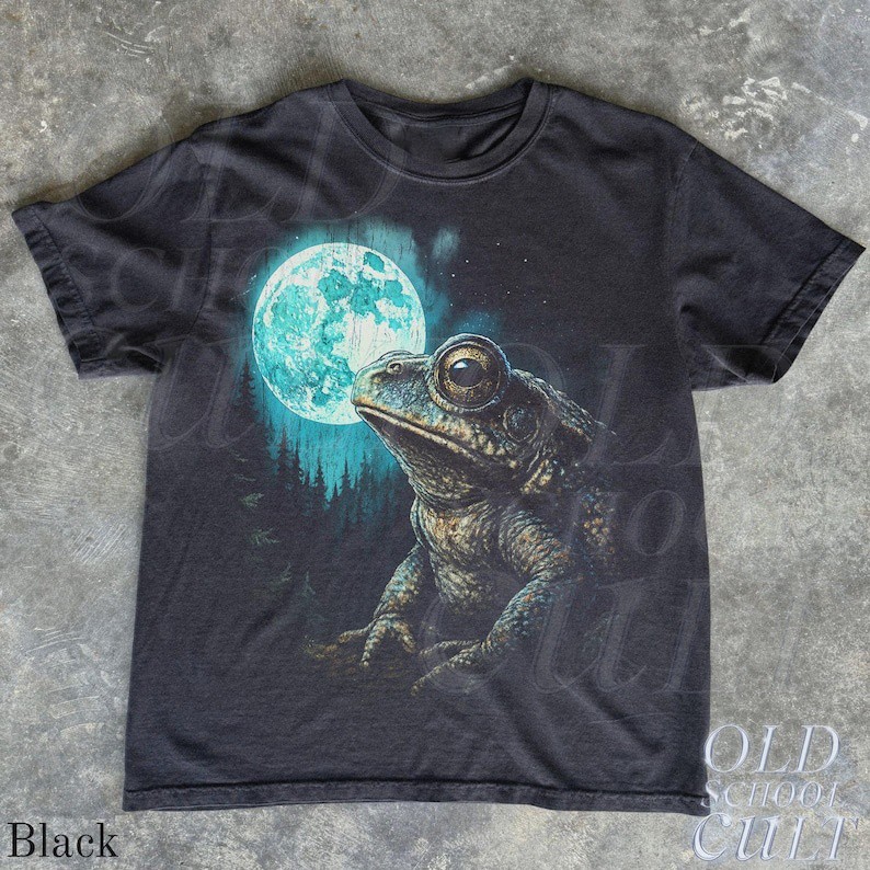 Frog Moon Vintage 90s Cottagecore Nature Tee Shirt Vintage Forest Frog