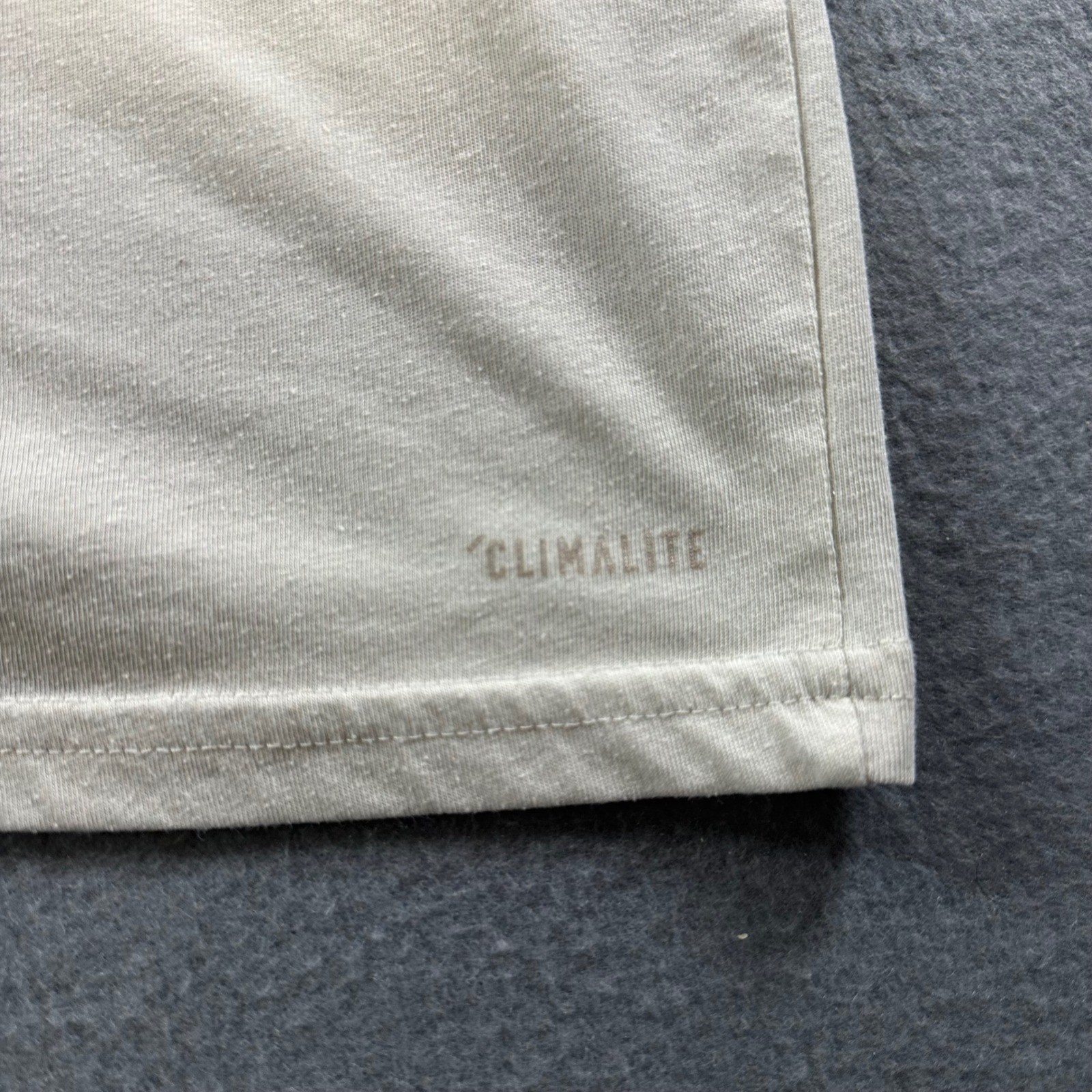 Adidas Ultimate 2.0 Climalite Graphic T-Shirt Mens Medium Cream Green DW5113