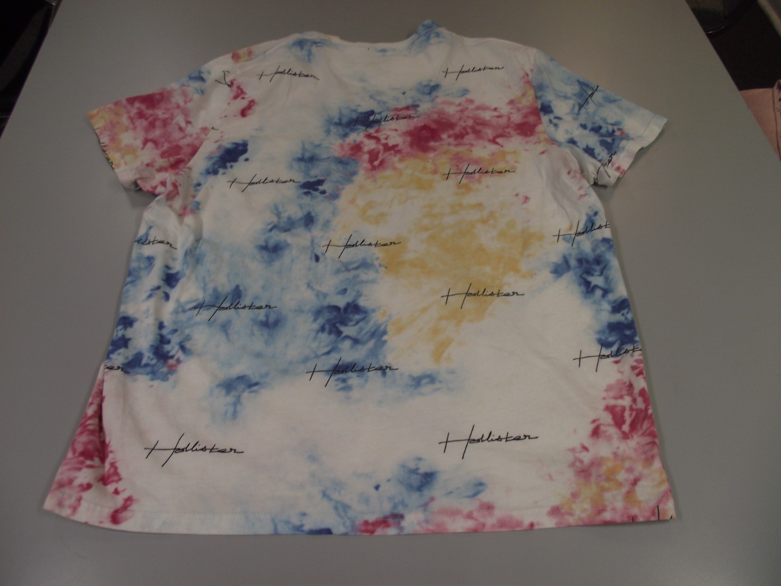 Hollister Must-Have Collection Men&rsquo;s Tie Dye Logo T-Shirt~ Size XXL