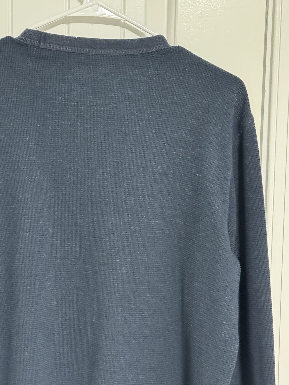 American Eagle Men&rsquo;s Long Sleeve Thermal Waffle Knit Shirt, Size M Medium Grey