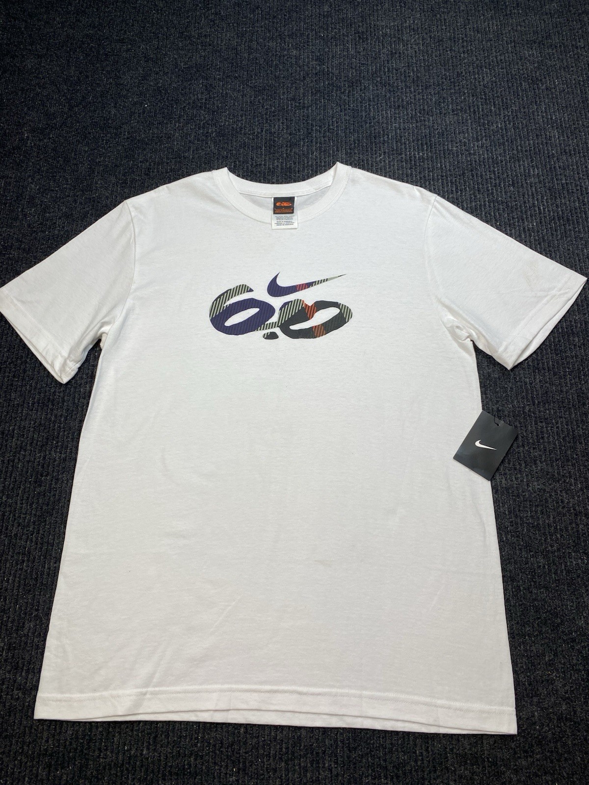 Vintage 2000s Nike 6.0 Skateboarding Graphic T Shirt Men&rsquo;s Large New But Flawed