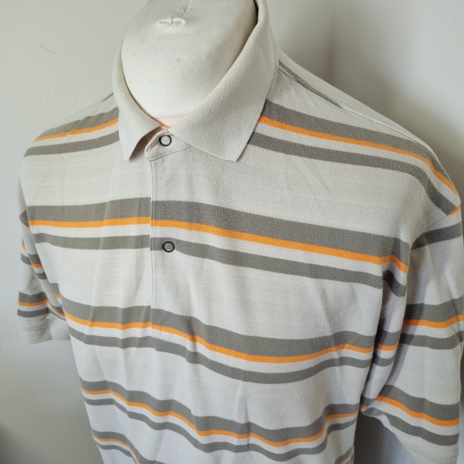Tommy Hilfiger T-Shirt Men&rsquo;s Large Striped Vintage