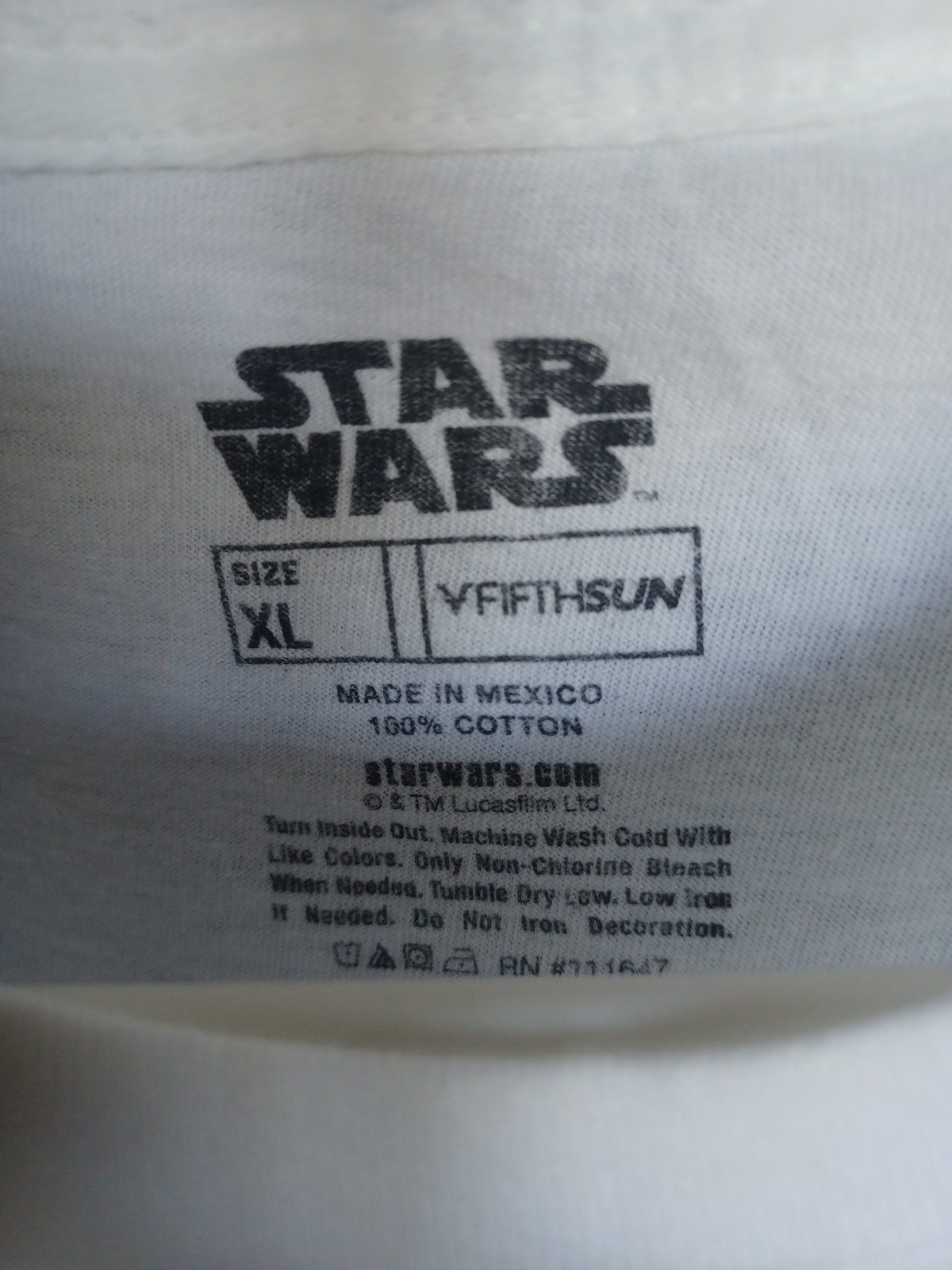 Fifth Sun Star Wars Mandalorian Graphic T-Shirt Tee Shirt Size XL