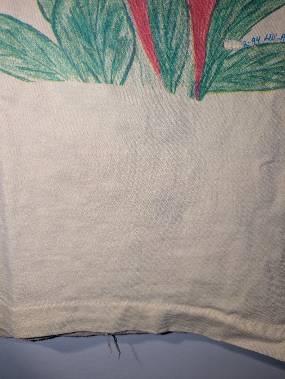 Vintage Bully Hill Vineyards Foch Wine Bird Graphic T Shirt Yellow Anvil Mens L