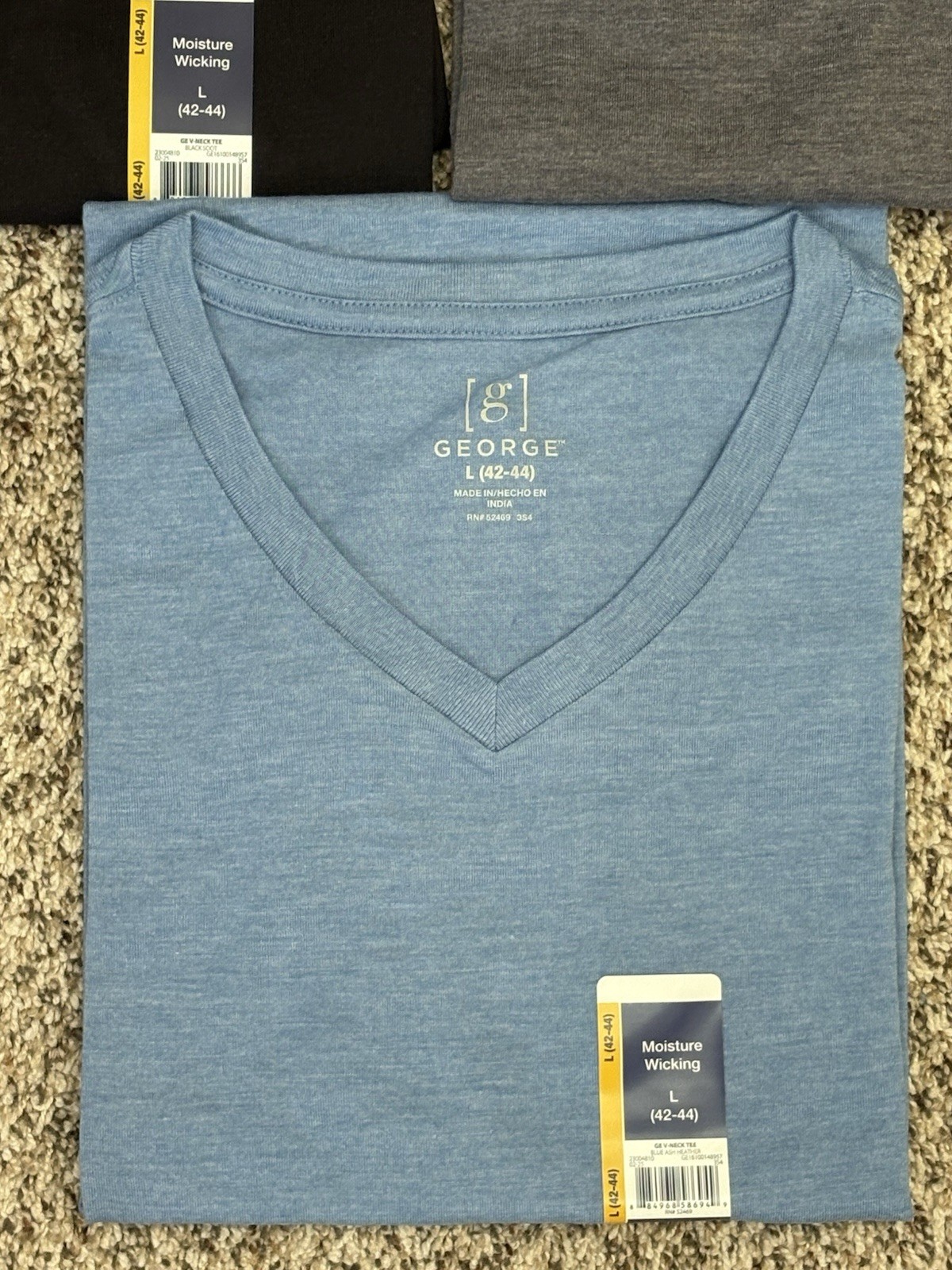 New George 3-PACK Men’s V-Neck T-shirt Tee Moisture Wicking Sz 42-44 LARGE (G1)