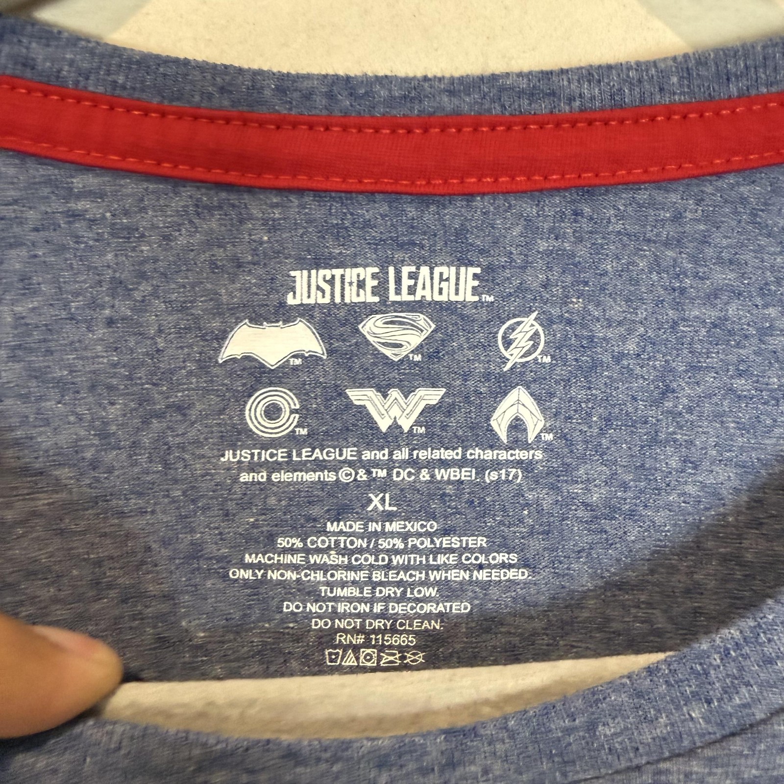 Justice League Shirt Mens XL Blue Long Sleeve Batman Superman Graphic Tee