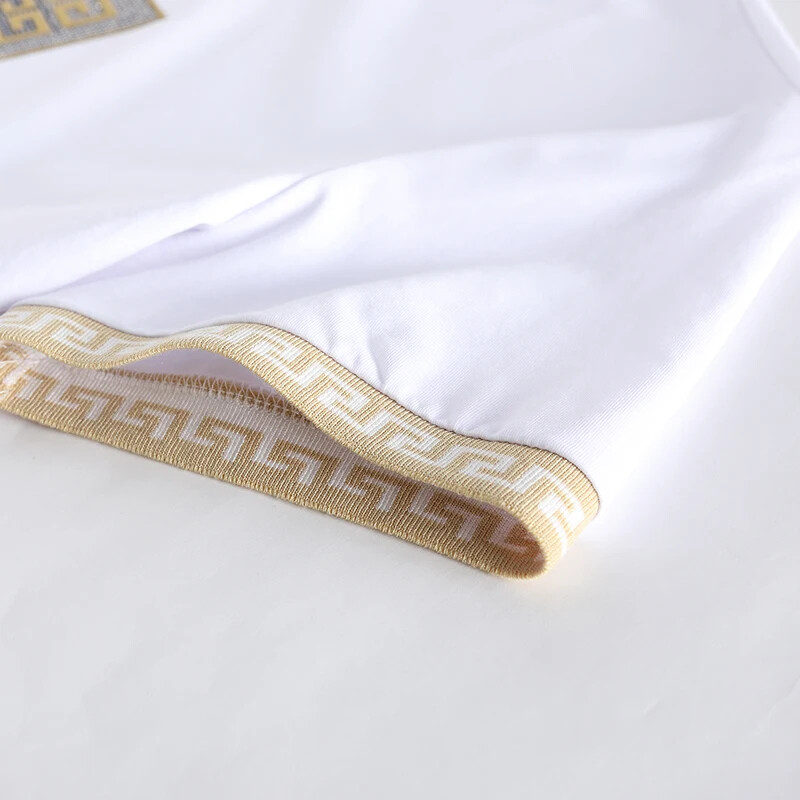 New Fashion Trend Embroidery Diamonds Rhinestone Short Sleeve Luxury Men T-Shirt