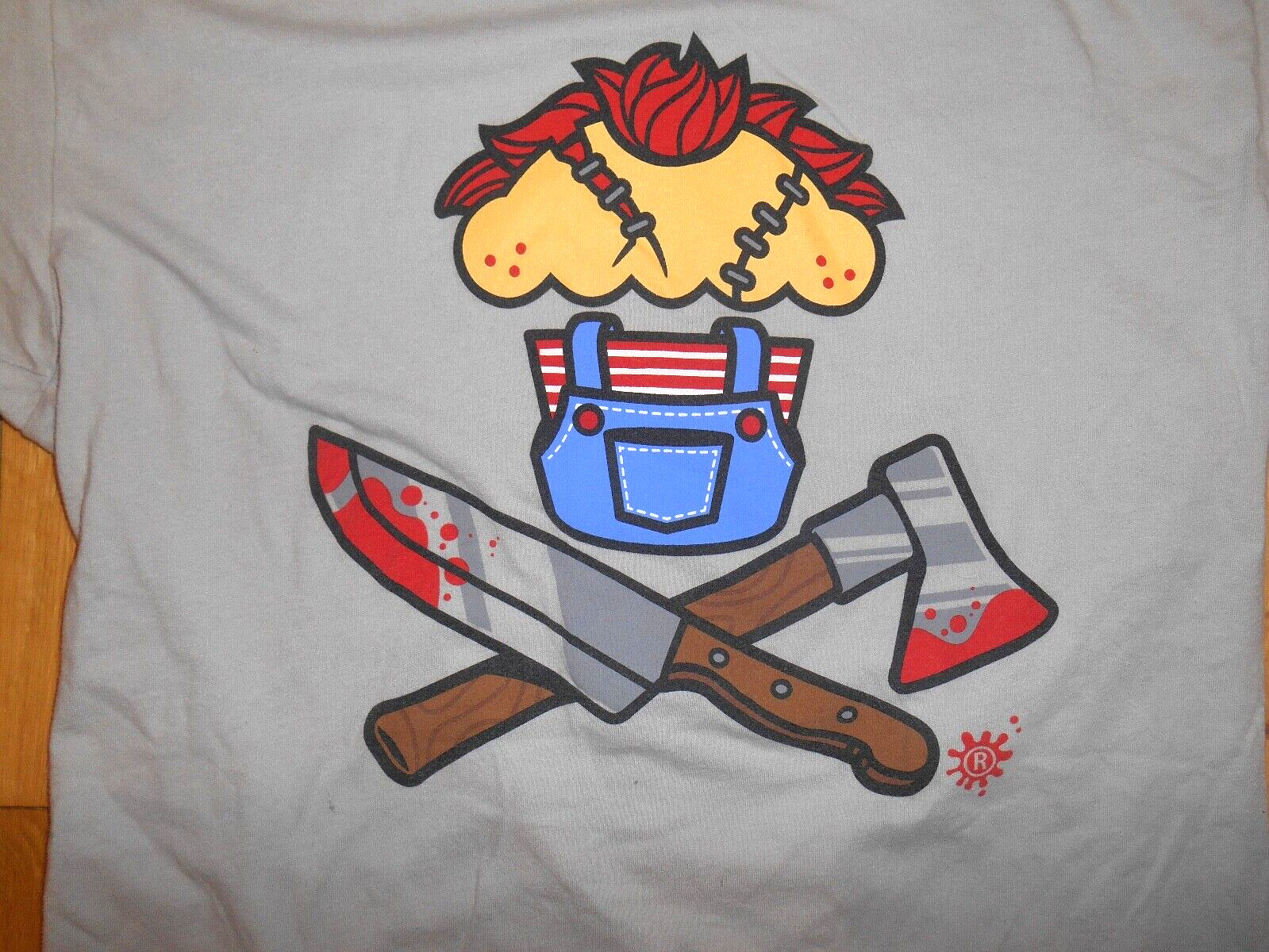 Original JOHNNY CUPCAKES Child&rsquo;s Play CHUCKY Doll Horror Movie T-Shirt Adult S