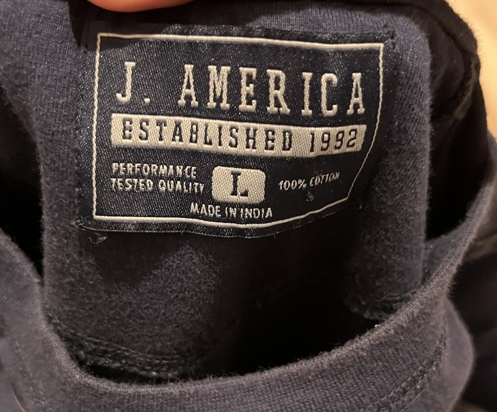 J. America Navy UNC Collegiate Long Sleeve Logo T-Shirt Sz L