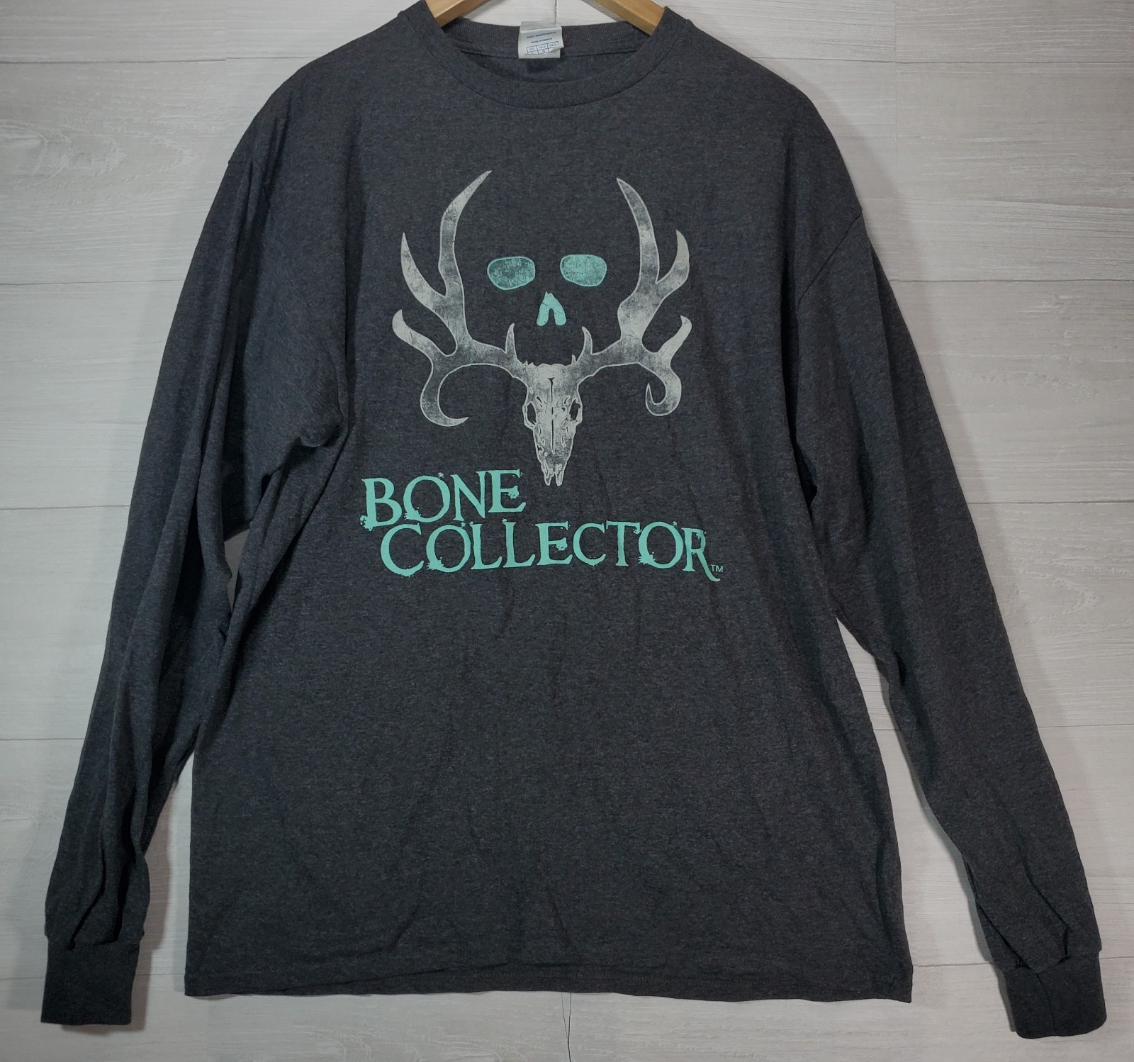 Bone Collector Shirt Mens Large Heather Gray Long Sleeve Deer Buck Skull Hunting